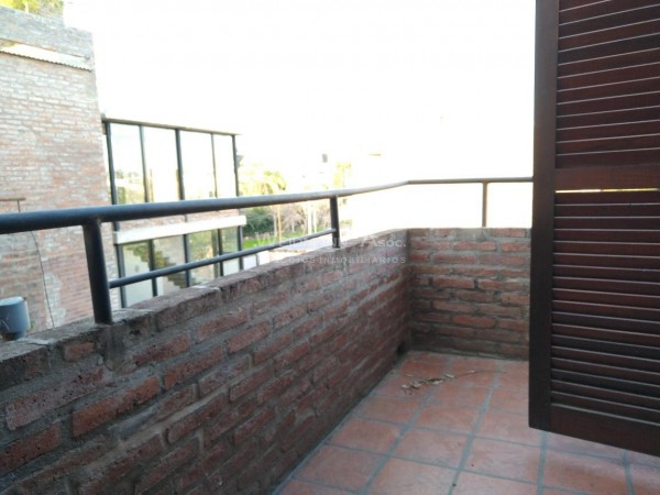 Departamento Duplex en venta, Piedras al 7000, Santa Fe