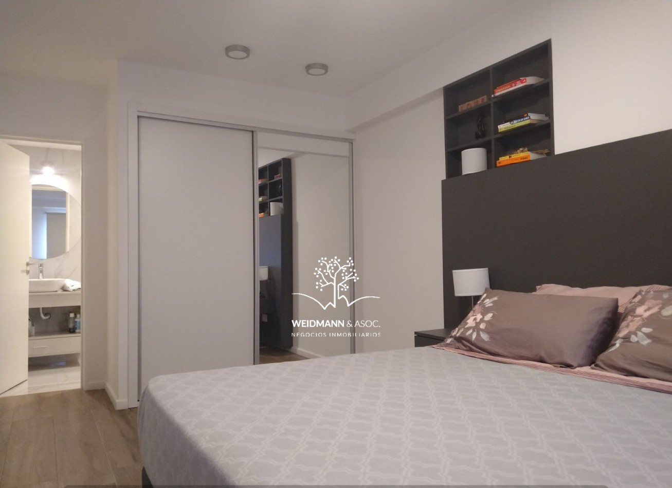 OPORTUNIDAD FLASH: Departamento de 2 dormitorios con cochera en venta, Torre Hipolito, Santa Fe