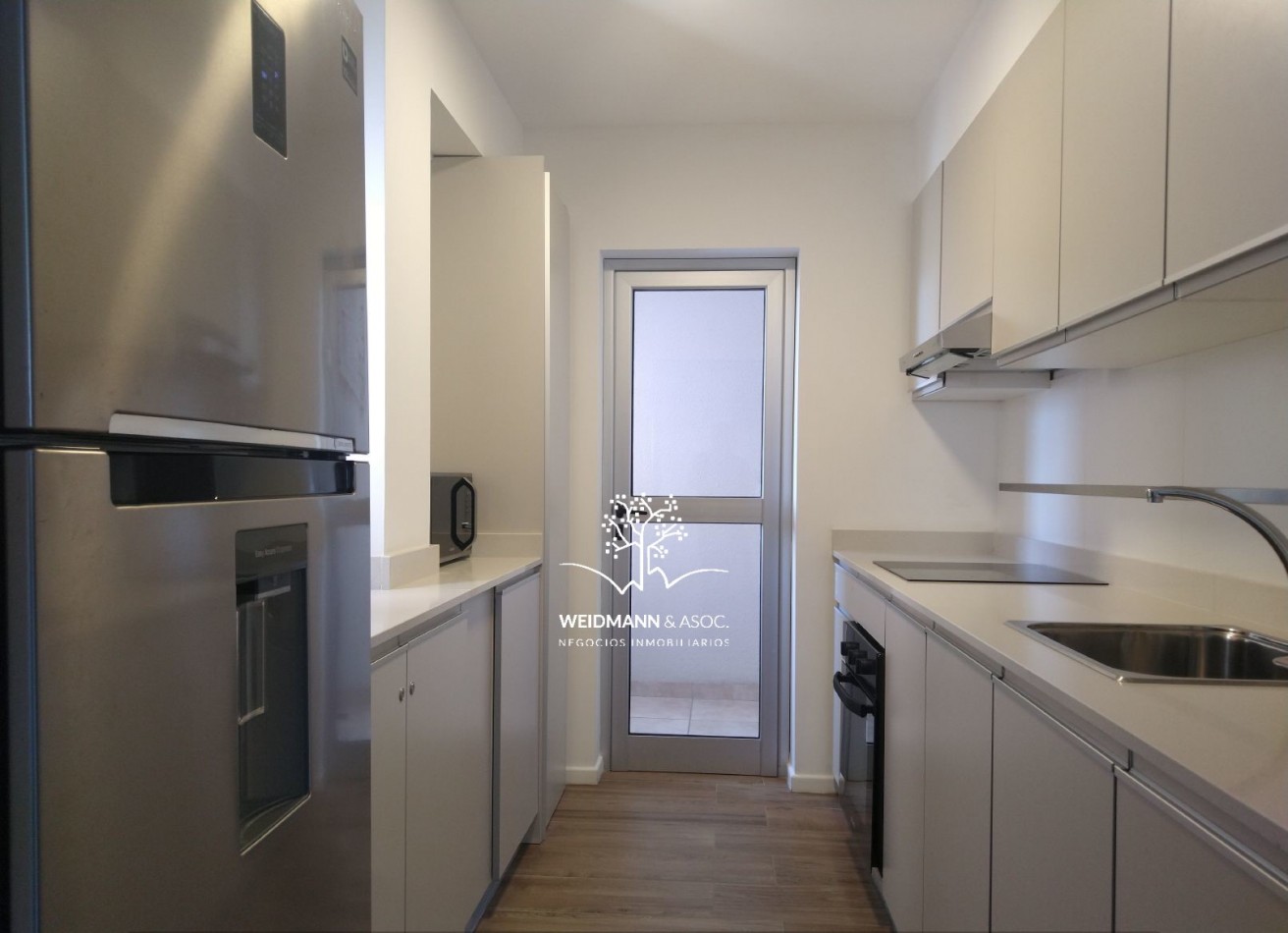 OPORTUNIDAD FLASH: Departamento de 2 dormitorios con cochera en venta, Torre Hipolito, Santa Fe