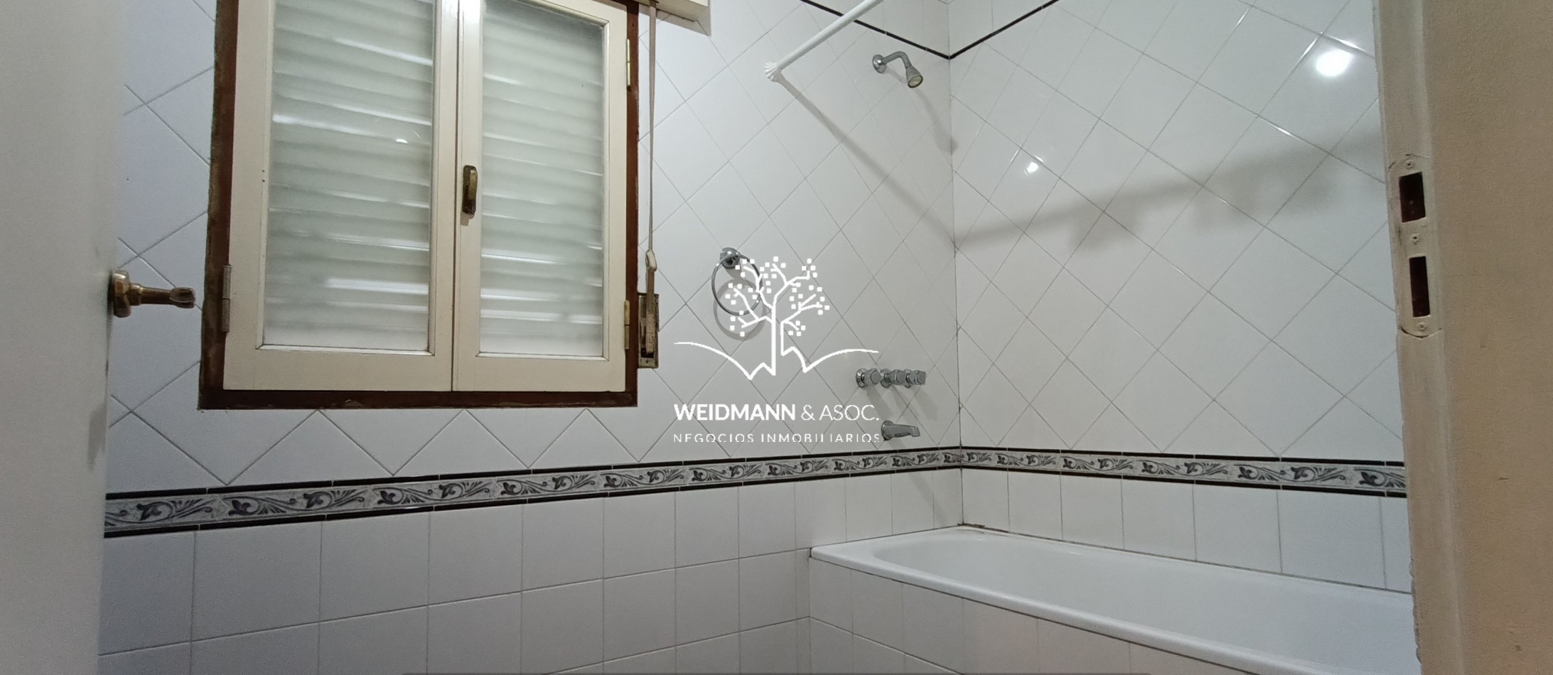 GRAN OPORTUNIDAD, Casa en venta, apta credito hipotecario, ciudad de Santa Fe